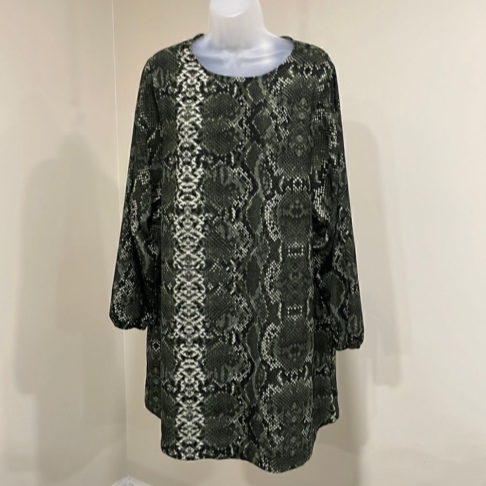 NWOT H&M Green Black Snakeskin Dress.  Size 12 L large